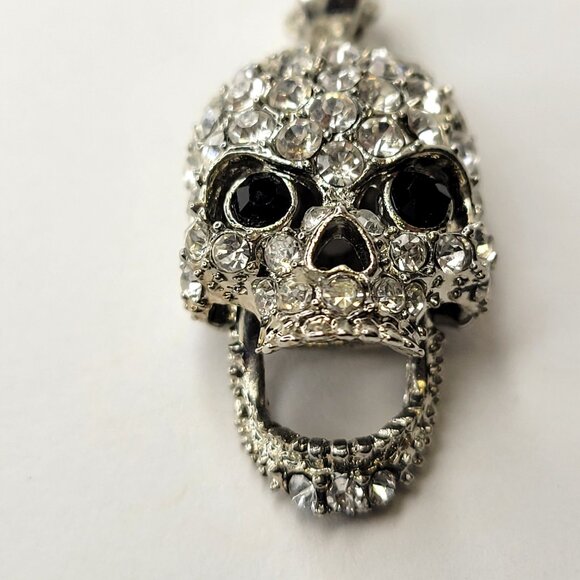 Crystal Mini Silver Skull Necklace - Picture 6 of 7